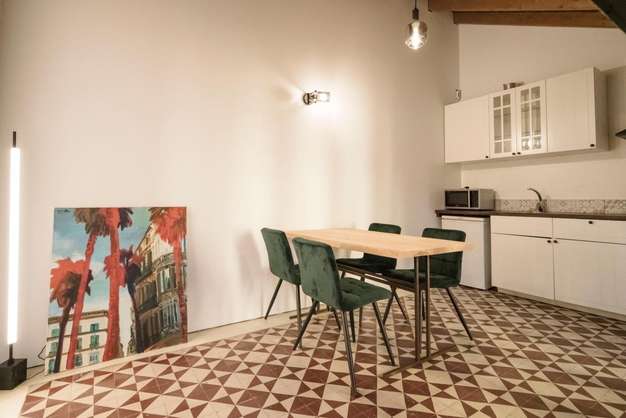La Moderna Suites Malaga Bagian luar foto