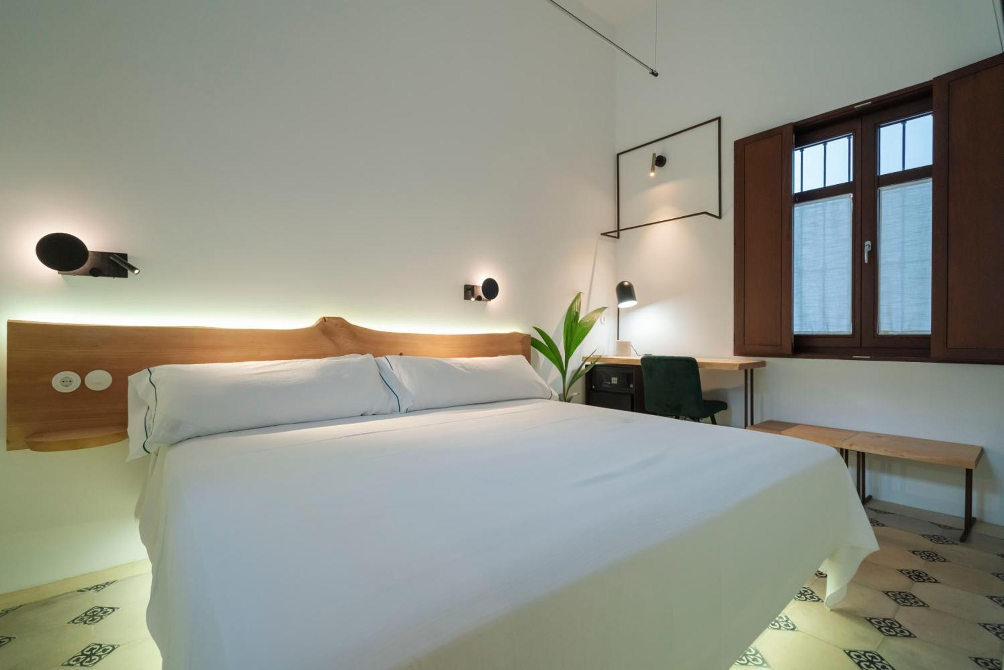 La Moderna Suites Malaga Bagian luar foto