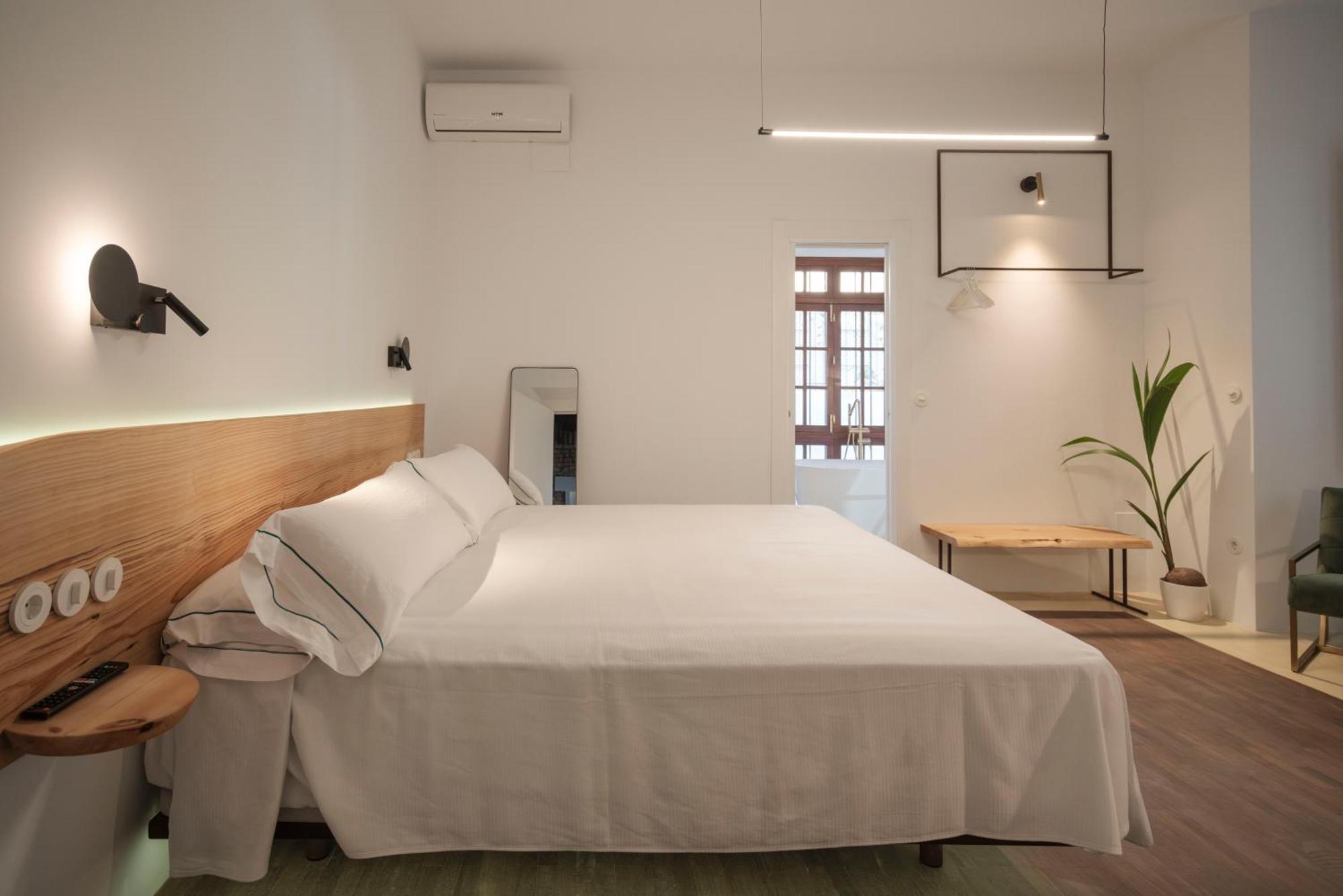 La Moderna Suites Malaga Bagian luar foto