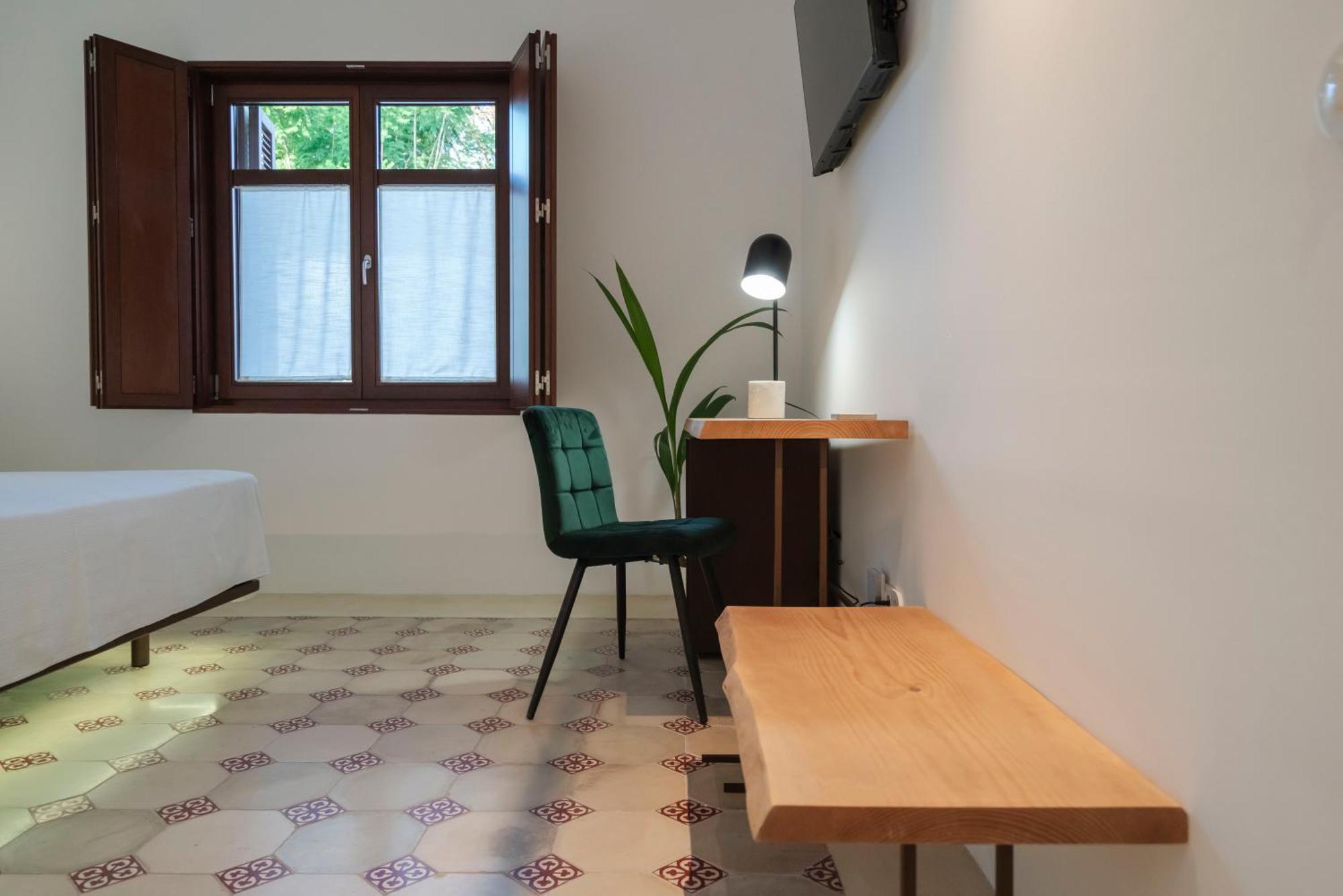 La Moderna Suites Malaga Bagian luar foto