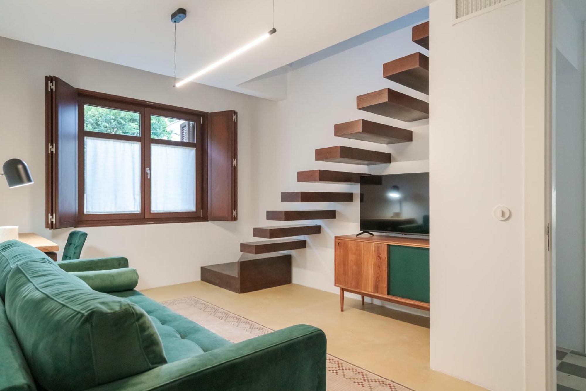 La Moderna Suites Malaga Bagian luar foto