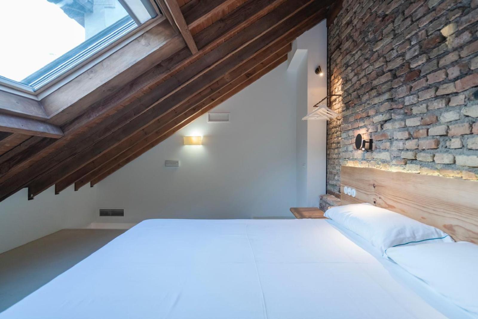 La Moderna Suites Malaga Bagian luar foto