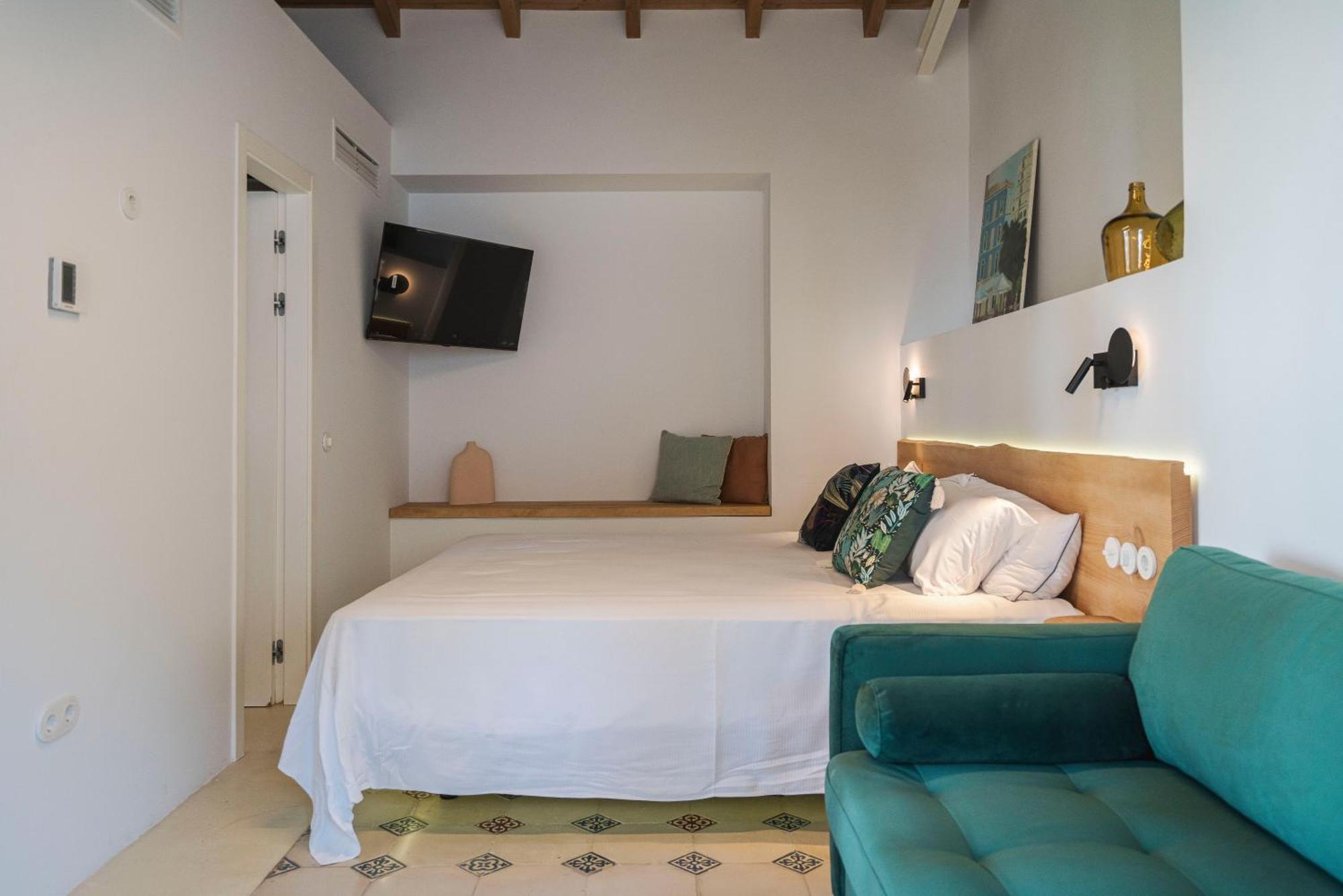 La Moderna Suites Malaga Bagian luar foto