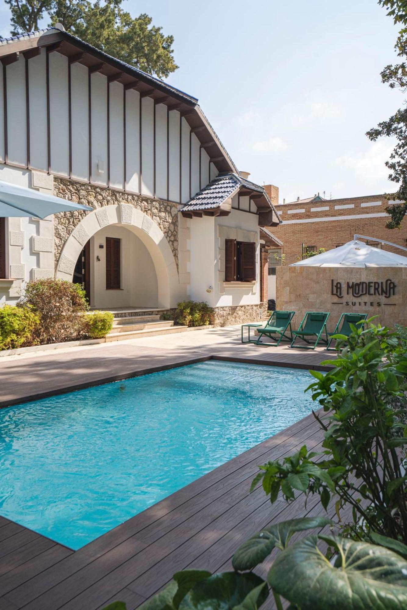 La Moderna Suites Malaga Bagian luar foto