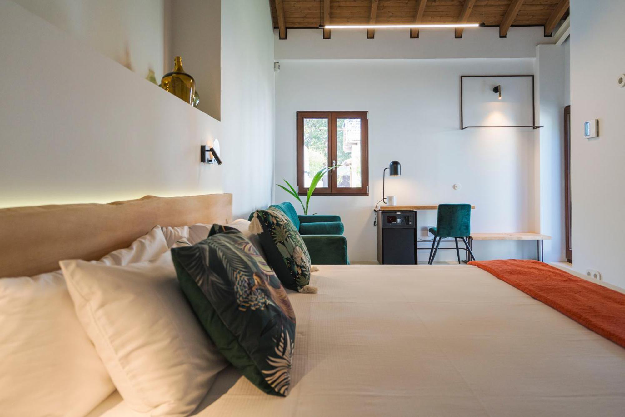 La Moderna Suites Malaga Bagian luar foto