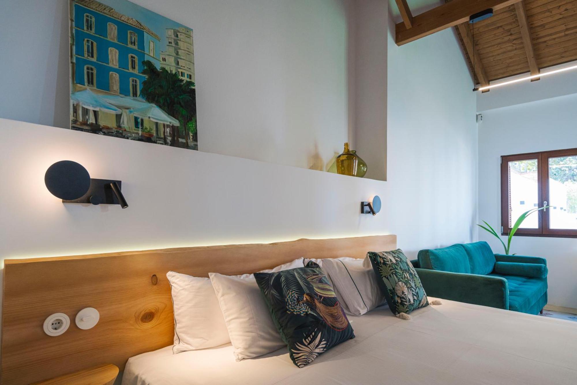La Moderna Suites Malaga Bagian luar foto