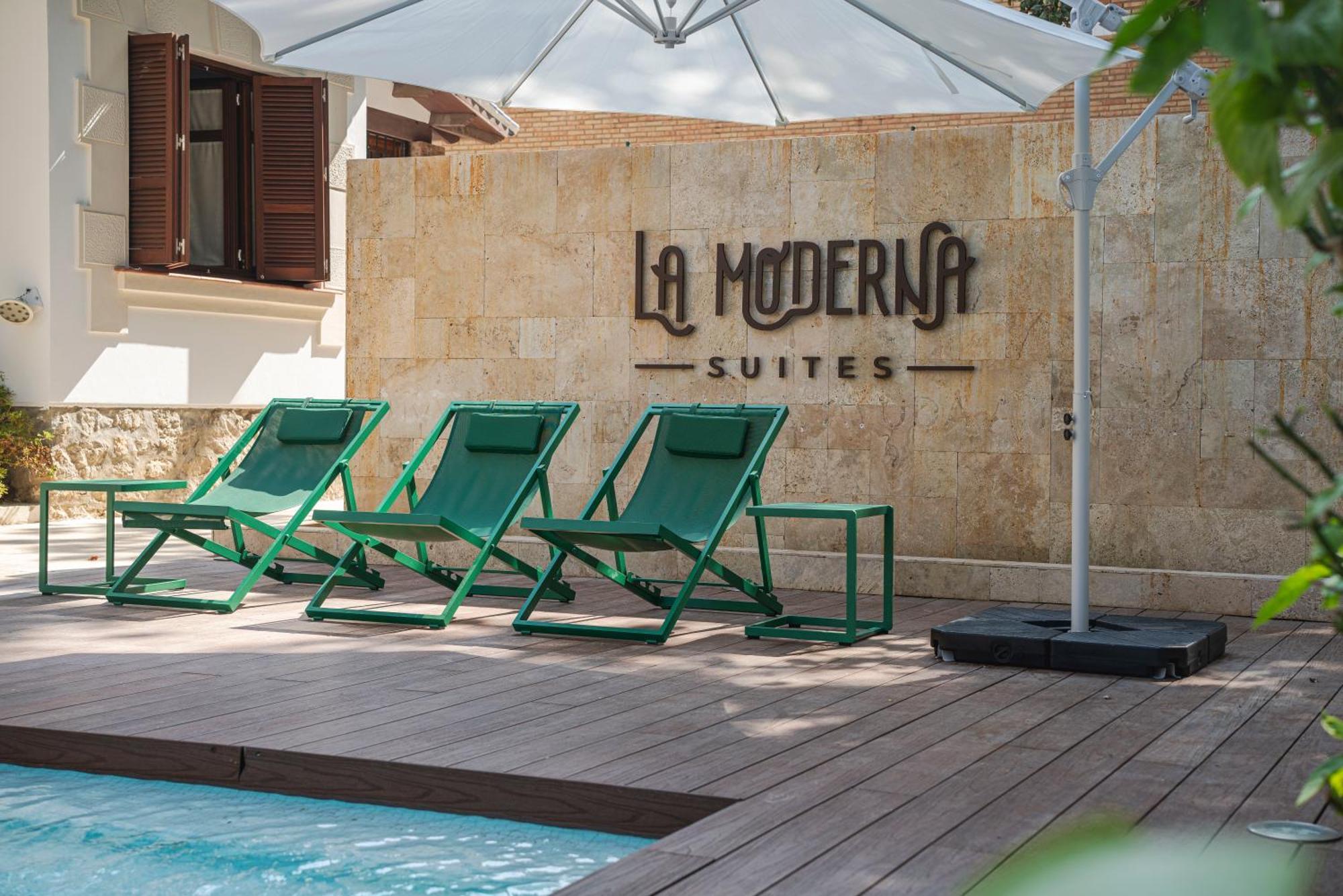 La Moderna Suites Malaga Bagian luar foto